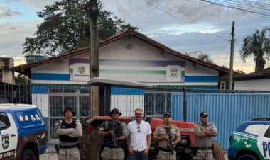 Polícia Militar localiza  e recupera em Petrolina  trator furtado na cidade de Inhumas
