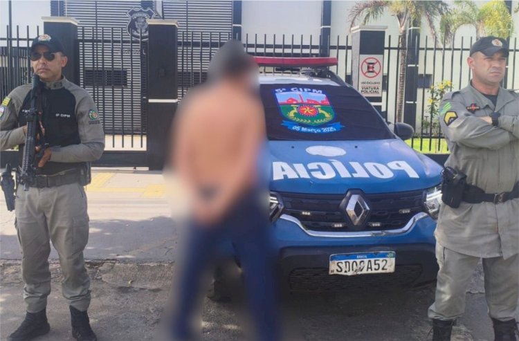 Polícia Militar prende um indivíduo que  ameaça a mãe com uma faca e ainda  resistiu a prisão em Petrolina de Goiás